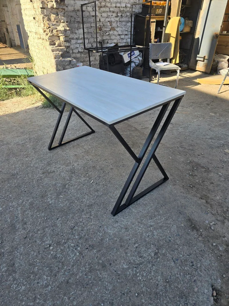 Zig zag stol